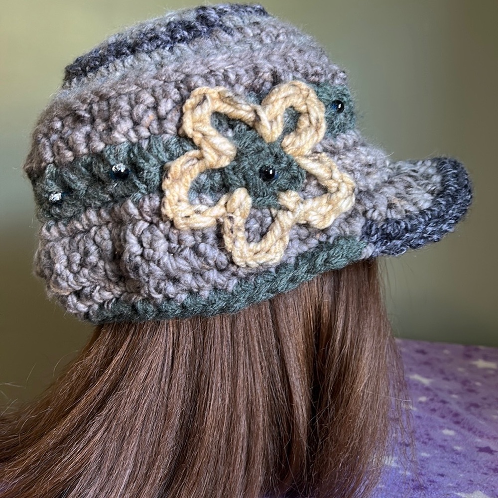 Crochet flower chunky acrylic yarn medium new